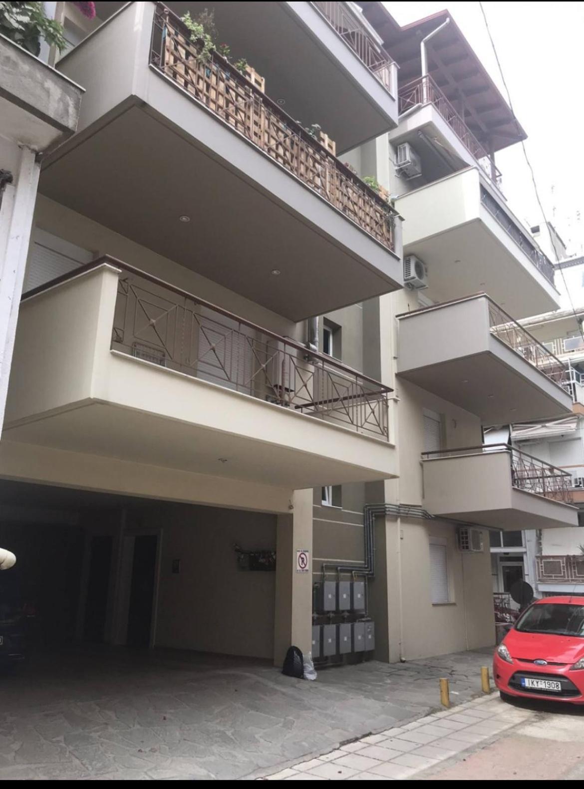 Appartement 3 Min From Station No2 Private Free Parking *